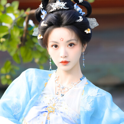 田曦薇
