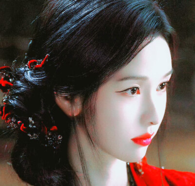 陈都灵