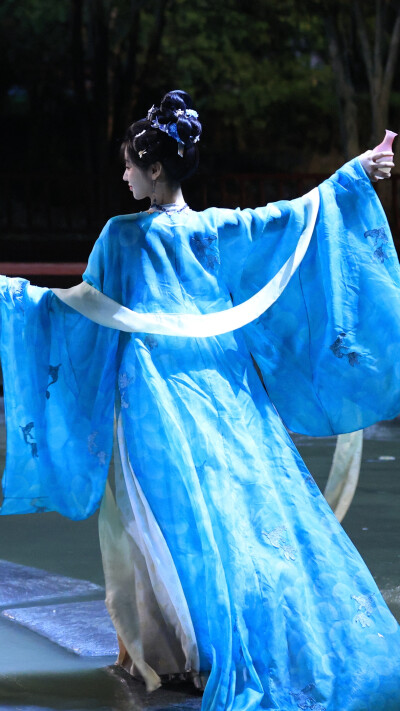 子夜归 武祯 田曦薇