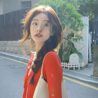 女头