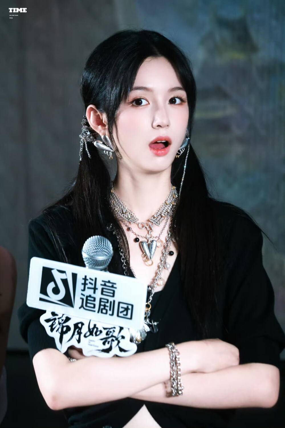 周也