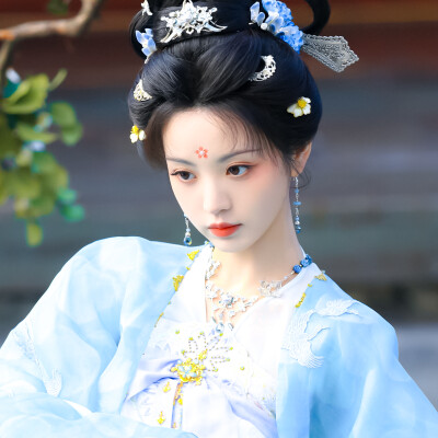 田曦薇