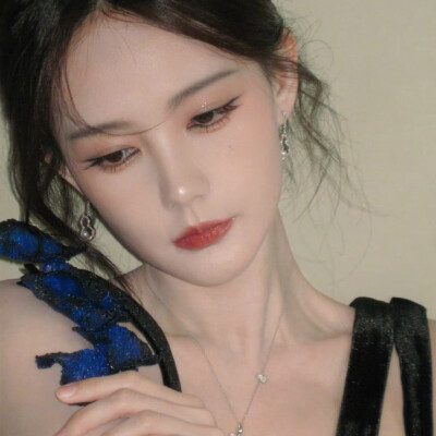 李一桐