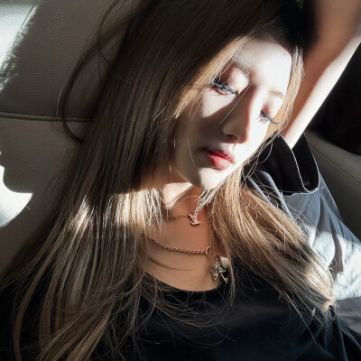女头