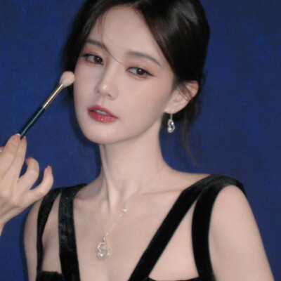 李一桐