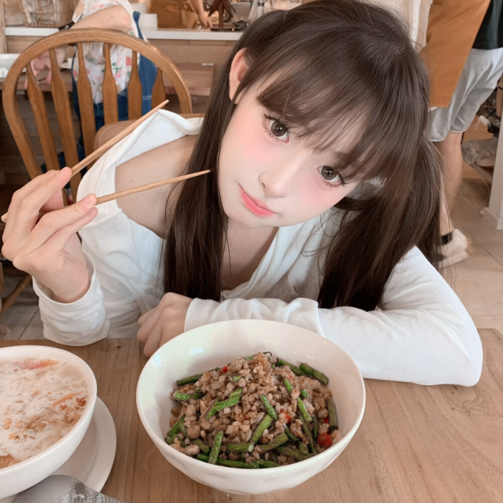 女头