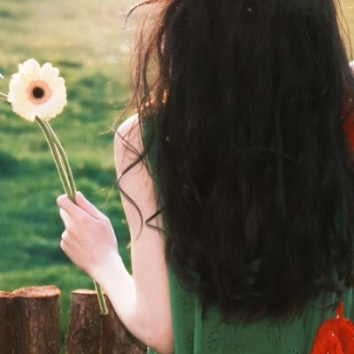 
ˢᵒᵐᵉ ˢᵗᵒʳⁱᵉˢ ᶜᵃⁿ'ᵗ ˢᵗᵃⁿᵈ ˡᵃᵗᵉʳ, ᵉˢᵖᵉᶜⁱᵃˡˡʸ ᶠᵉᵉˡⁱⁿᵍˢ·
有些故事经不起后来 特别是感情。
女头/by拟黎