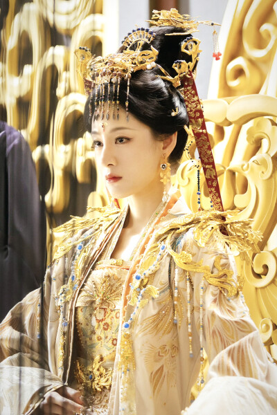 与晋长安 秦太后