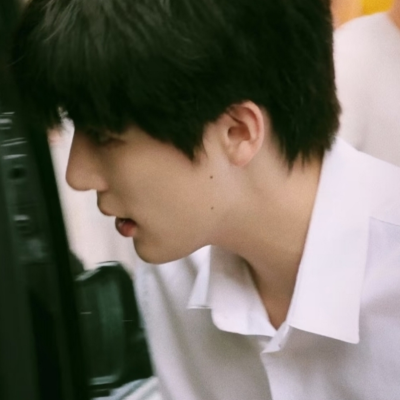 感谢文青坚持作诗