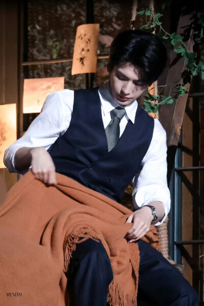 cr.ZENITH丨天穹·张凌赫