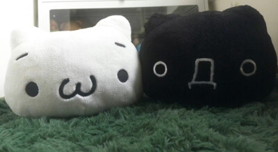 ^_−☆