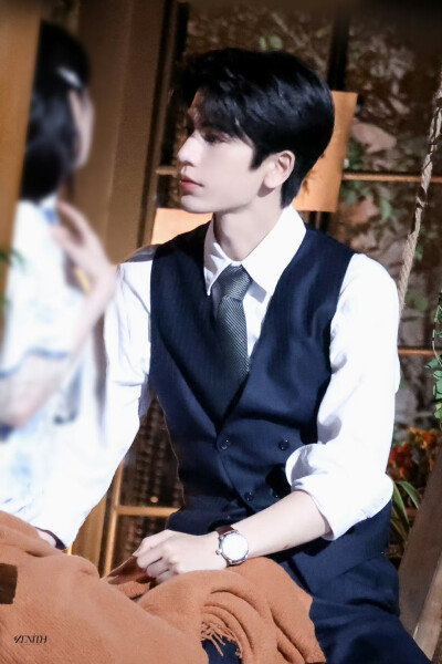 cr.ZENITH丨天穹·张凌赫