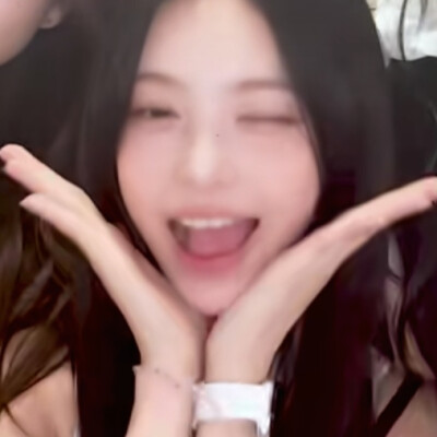 捧脸蛙蛙