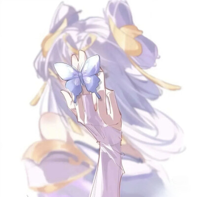 冷色调质感女生头像，来自网络侵删