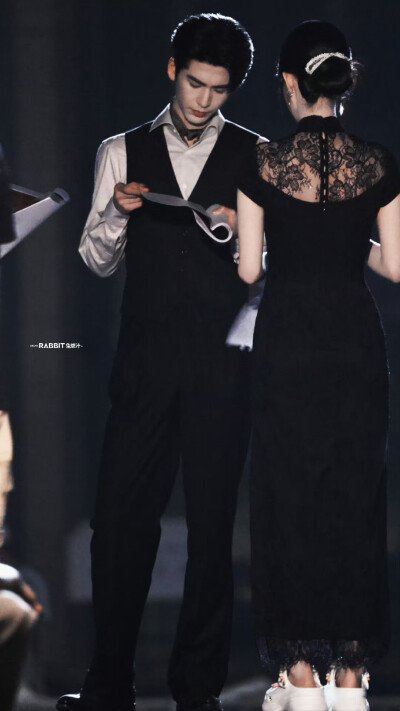 cr.兔崽汁-