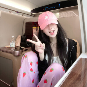 风格女头
二传头像注明出处