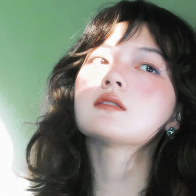 氛围感女头