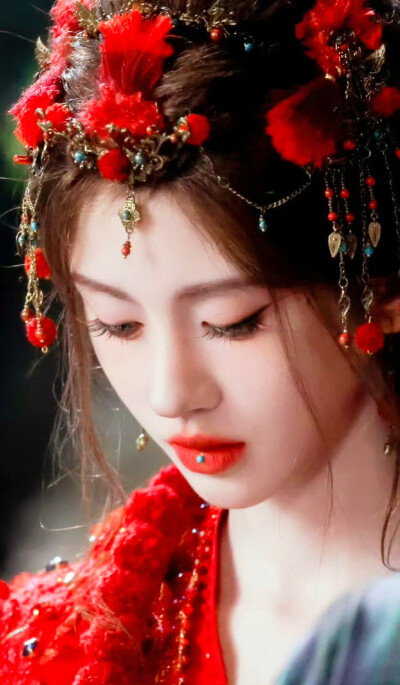 鞠婧祎