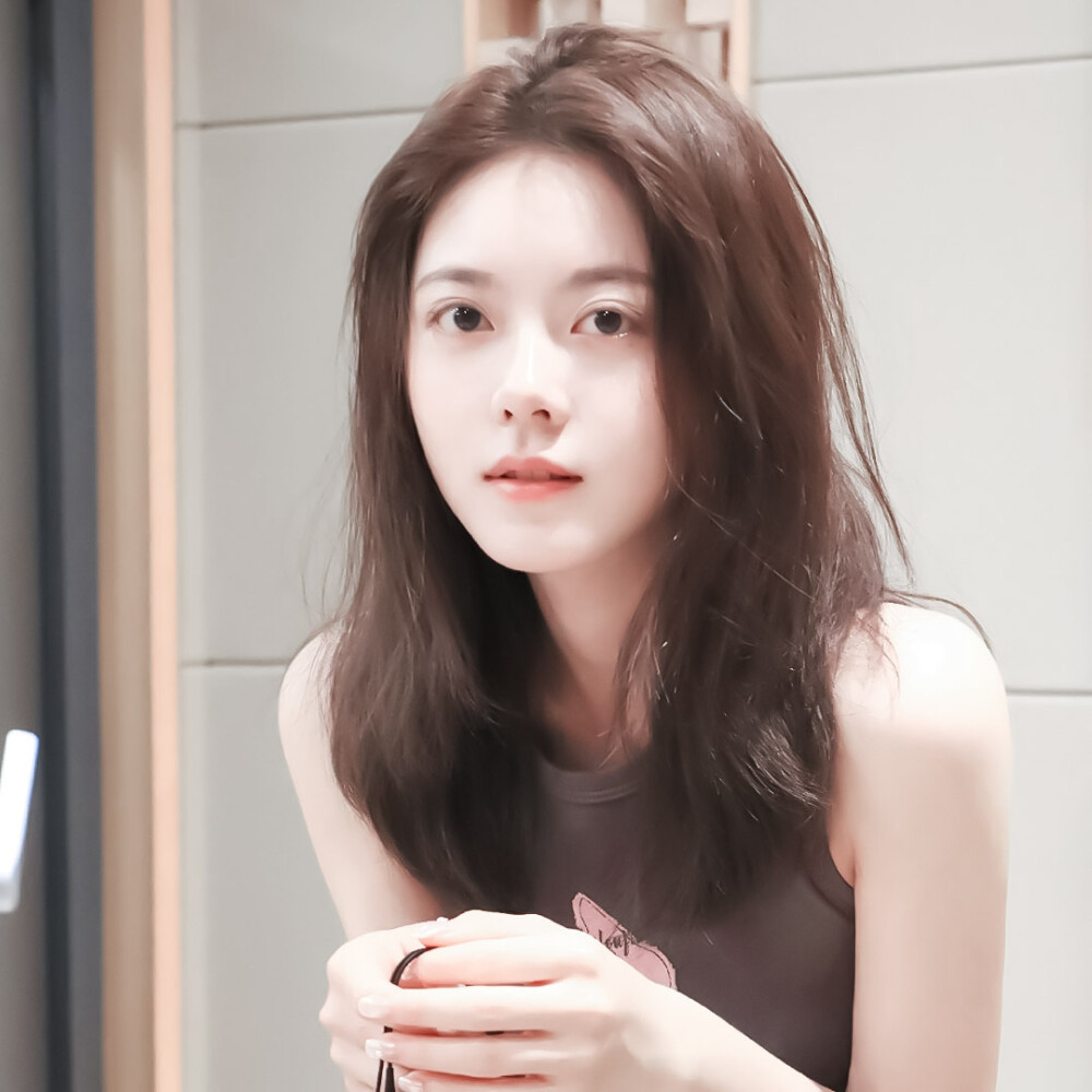 ⛓ 遥远的相似性..
cr_背着扬扬跑