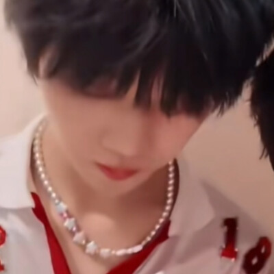 依旧给闺蜜截的