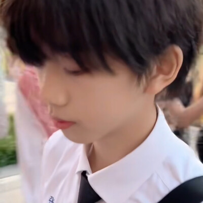 依旧给闺蜜截的