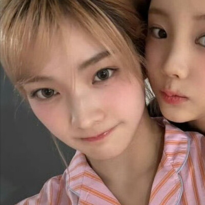 (ˆ꜆ . ̫ . ). ̫ . ꜀ˆ)