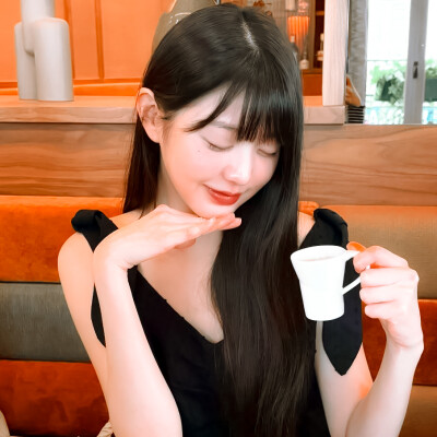 张元英