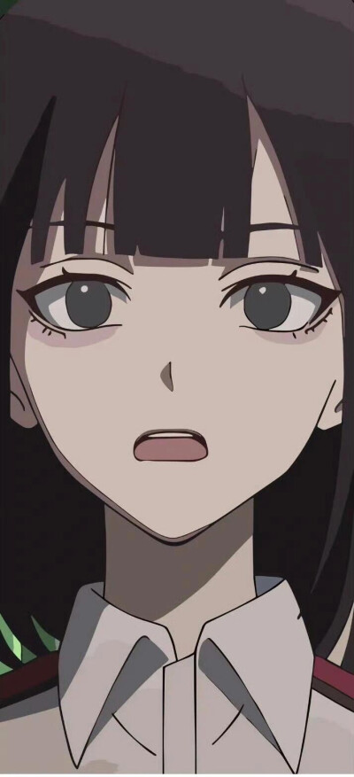 黑色