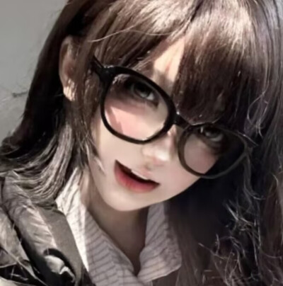 女头