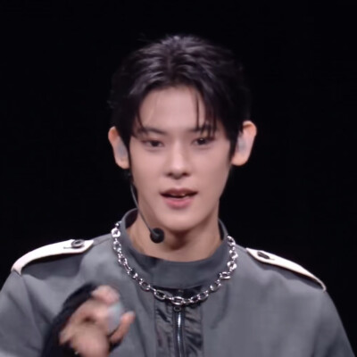 李翰飞
李松河
李鹤来