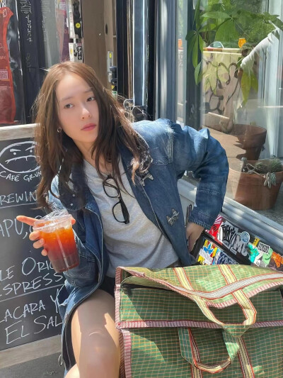 kpop壁纸 | 永远谨记这份明媚的爱意