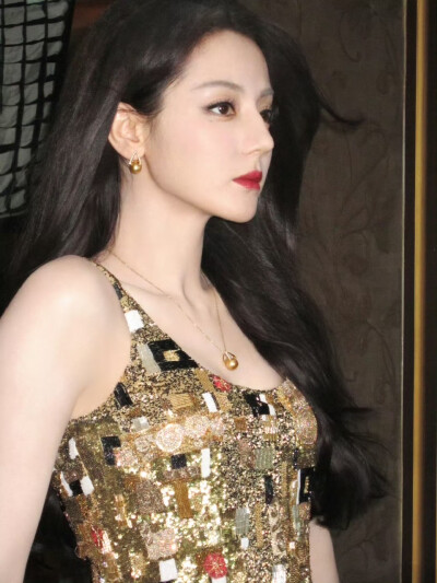 迪丽热巴