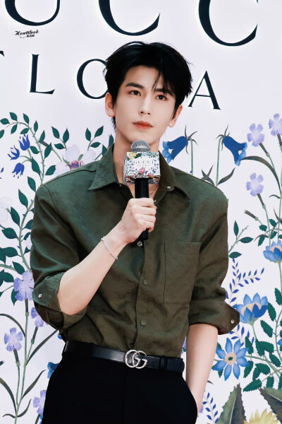 cr.Heartthrob-张凌赫