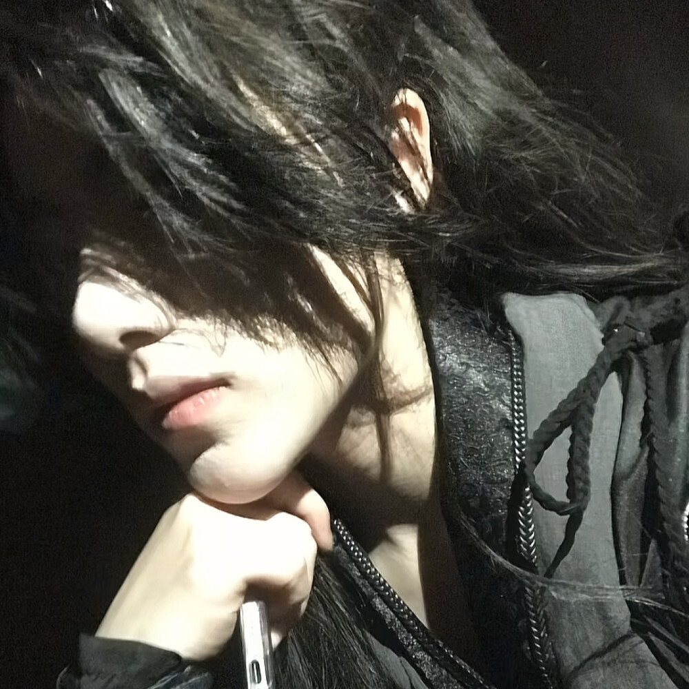 被人砍了一刀居然不疼!原来是姑娘的情意绵绵剑