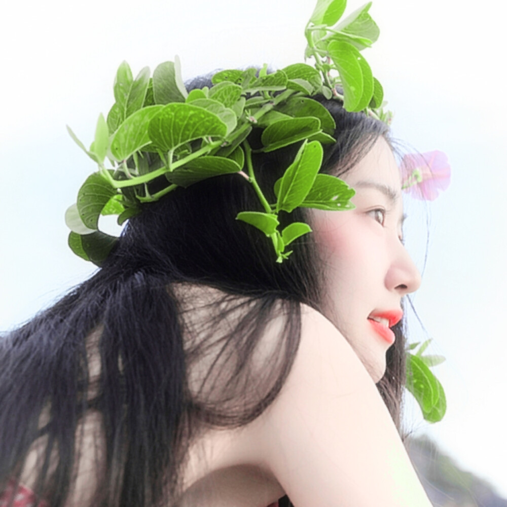 Moss-grown lanes—《青石巷》*伞下旧年雨