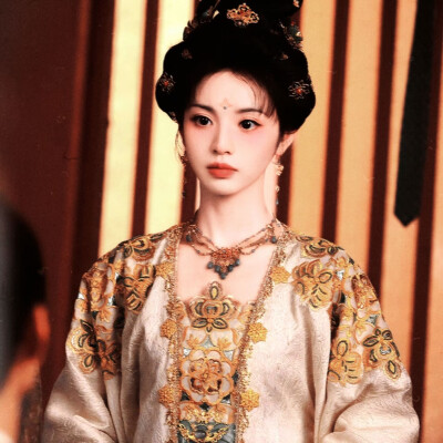 '浅橘色孤岛·Orange clair île(연한 색)'