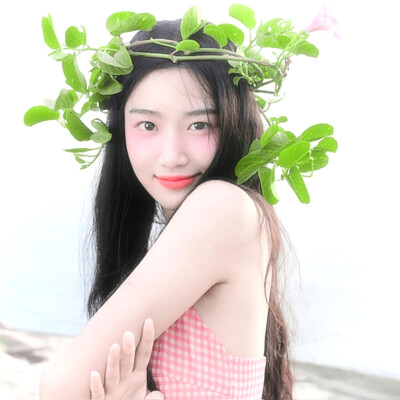 Moss-grown lanes—《青石巷》*伞下旧年雨