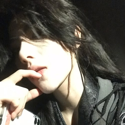  被人砍了一刀居然不疼!原来是姑娘的情意绵绵剑