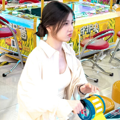 虞书欣