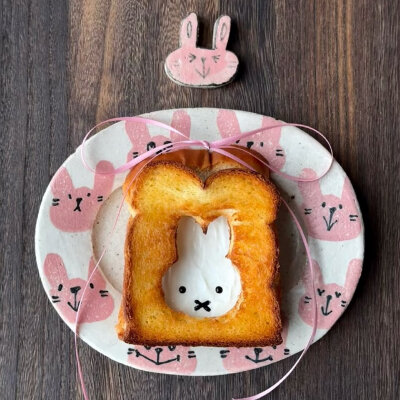 ✧ (◍˃̶ᗜ˂̶◍)✩
