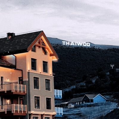 我目前只有堆糖和ks同步更新，其他都没有哦，还有我明天返校了，要开启我大专的生活，由于我要军训，库存清完我可能就一周一更也会补赞，清关跟我留个位置