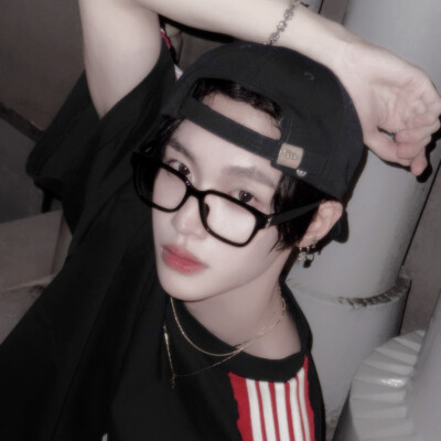 再等等 我马上就要通过路透看完偶运了