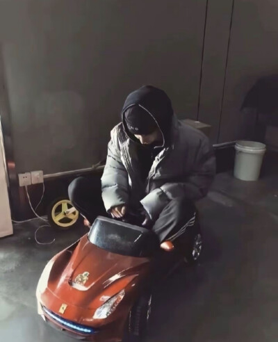 王一博