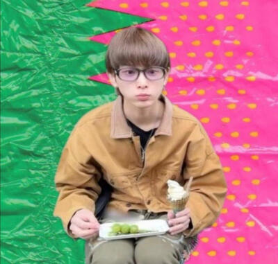 ٩(˃̶͈̀௰˂̶͈́)و