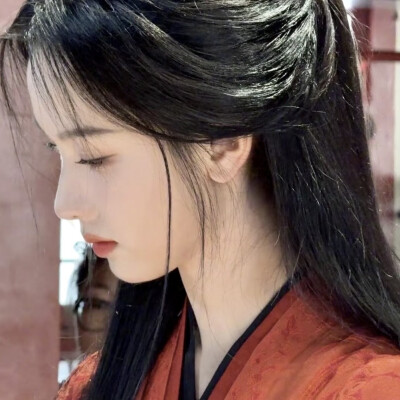 陈都灵