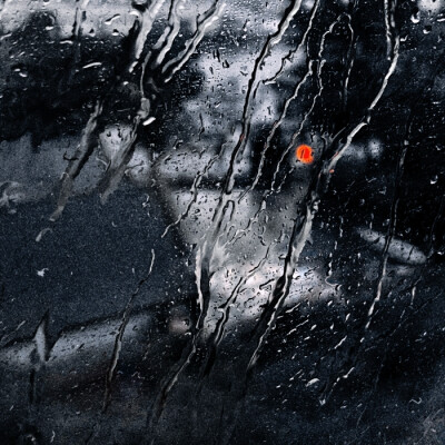 我目前只有堆糖和ks同步更新，其他都没有哦，还有我明天返校了，要开启我大专的生活，由于我要军训，库存清完我可能就一周一更也会补赞，清关跟我留个位置