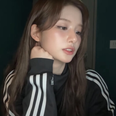 ᅟᅠ 