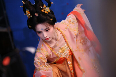田曦薇