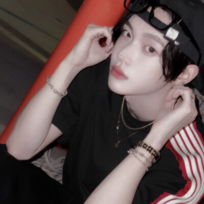 再等等 我马上就要通过路透看完偶运了