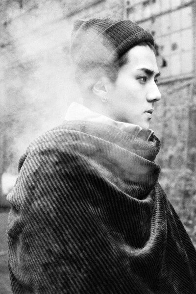 吴世勋 - The 2nd Album
[EXODUS] March 30, 2015
cr.@斋藤兔